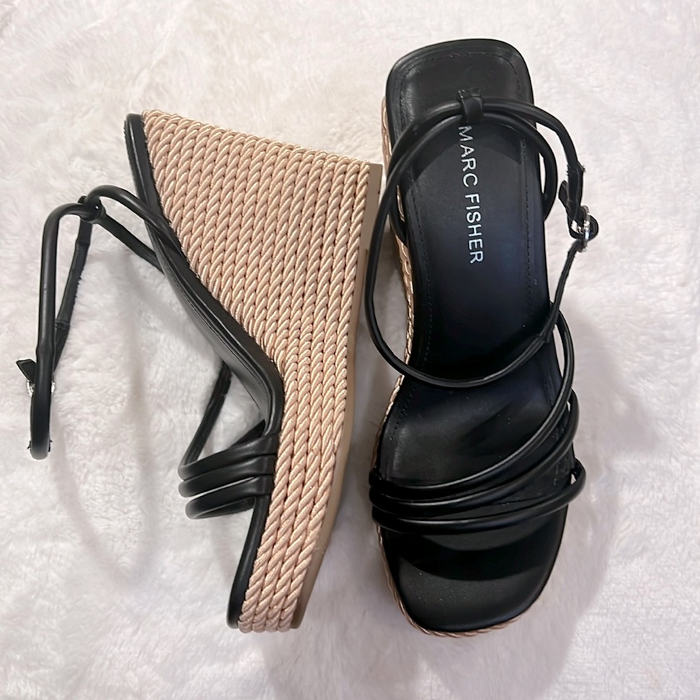 Marc Fisher Zeki Wedge Sandals - New in box